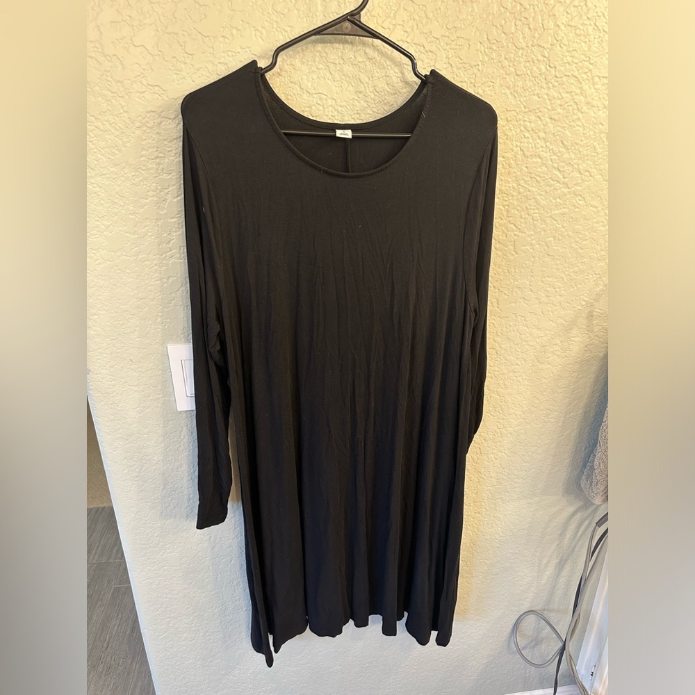 Long sleeve black dress
